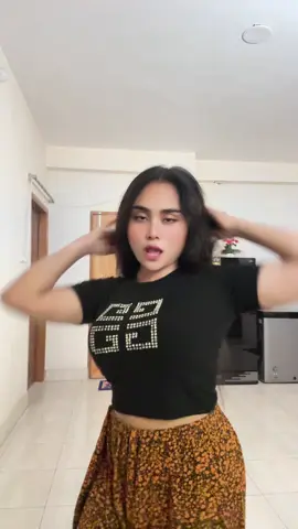 🥰😍🙃🌺🌺