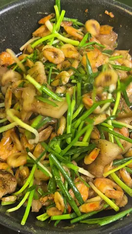 Tép rang thịt… 1 phần tép - mười phần hành mới chịu … #teprang #monngonmoingay #cooking #viral #cucyeubep 