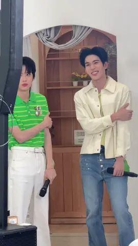 อะไรยอมกันได้ก็อย่ายอมลูก แกล้งกันไปมา แต่ตะำมน้องเซฟมีหนุ่มยิ้มเอ็นดูหนูตลอดเลยล้า👀 525252525525255 #AuauSave #อู่อู๋เซฟ #auautnp #savewrg @auautnp @savewrg 
