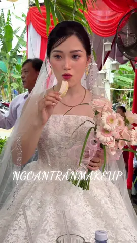 1phút30s  tranh thủ của Cô Dâu☺️☺️😘#ÁOCUOINGOATRAN #ÁOCUOINGOATRAN #côdauxinhdep #côdauxinhdep 