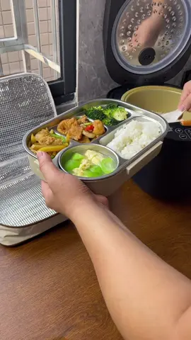 Hộp cơm văn phòng 5 ngăn 