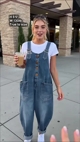 This denim overall is my new everyday obsession 🤎 The fit is so comfy and cute! Run before it sells out!
 #denimoveralls #casualoutfit #StreetStyle #SummerFashion #tiktokmademebuyit 