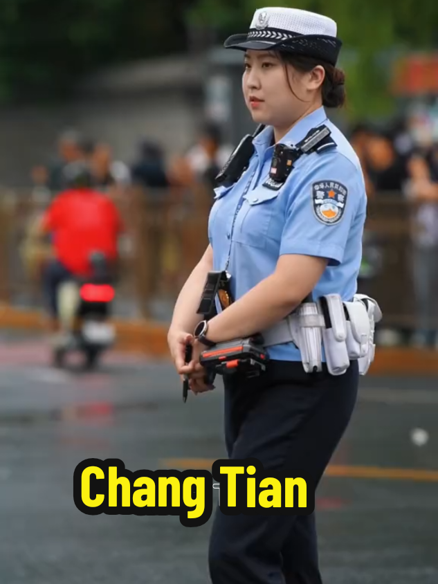 The current traffic guard around Gulou Tower is officer Chang Tian. #police #policeofficer #policegirl #chinapolice #trafficpolice  Credit to the owner on Douyin. I do not own this video, translated for fans only.