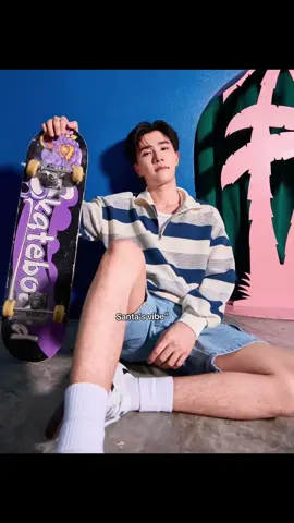 He became Santa's vibe🖤 #PERTHSANTA #PerthTanapon 