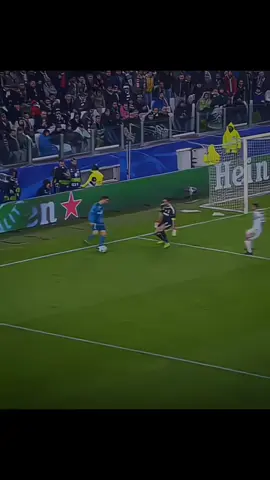 Ronaldo Bicycle Kick 🤯💫 | #trending #footballskills #cr7cristianoronaldo #viralvideo #fyp 