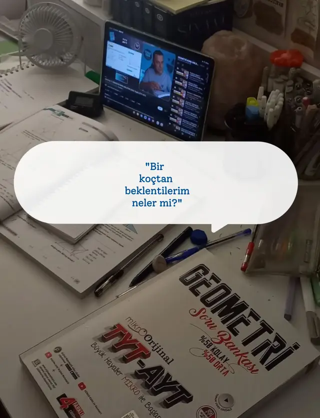 “Koçluk gerçekten işe yarıyor mu?” sorusunu çok alıyorum. Ben de kendi deneyimimden biraz bahsetmek istedim. Koçluk almaya başladıktan sonra benim için en büyük fark; sürecimi daha planlı ilerletmek, hedeflerimi daha net görmek ve zaman zaman motivasyonum düştüğünde tekrar toparlanabilmek oldu. Bence iyi bir koçluk sadece “ne çalışacağını söylemek” değil; seni dinleyen, eksiklerini fark etmene yardımcı olan ve bu süreçte yanında olan bir destek almak. Ben bu süreçte Derece Kampüsü’nden koçluk alıyorum ve bana kattığı şeylerden memnunum. Eğer siz de böyle bir destek arıyorsanız veya aklınızda kalan sorular varsa bana DM’den ulaşabilirsiniz. @derecekampüsü  #derecekampüsü #koçluk #yks2027 #fypシ゚viral #keşfet 