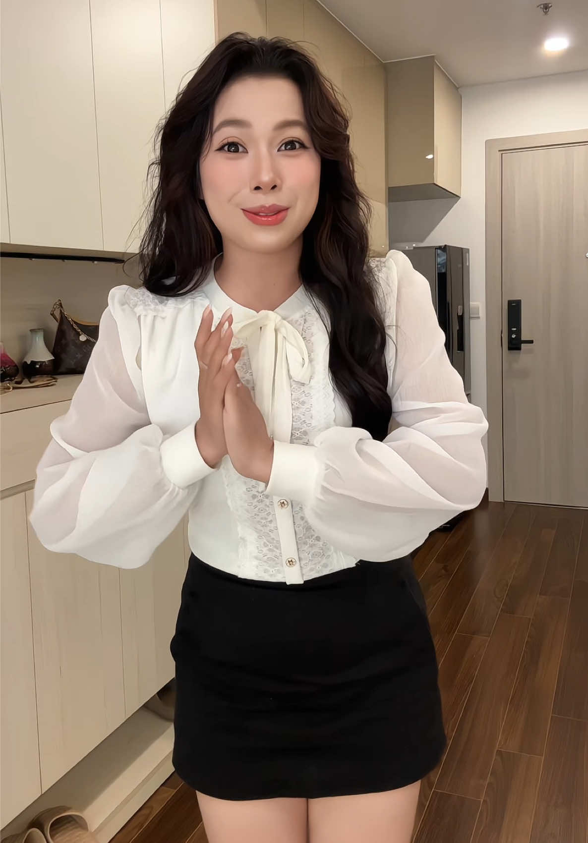 Lâu lắm rồi thì em mới tìm được 1 cái shop bán hàng công sở nó đẹp mà nó rẻ dã man 😍😍 #xuhuong #thomeo99 #aosomi #aosominu #foryou 
