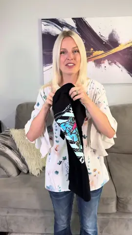 MrBeast now has his merch on the TikTok shop!!! 🔥🔥🔥🔥 ##mrbeast##TikTokShopCreatorPicks##tiktokshopsummersale##beast##youthfashion