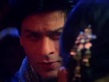 beautiful eyes #shahrukhkhan #eyecontact #smile #bollywood #masukberanda 