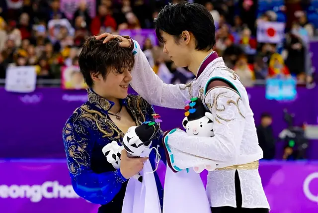 They're like siblings who r there for each other  they're so adorable #yuzuruhanyu #shomauno##figureskating#cutebaby