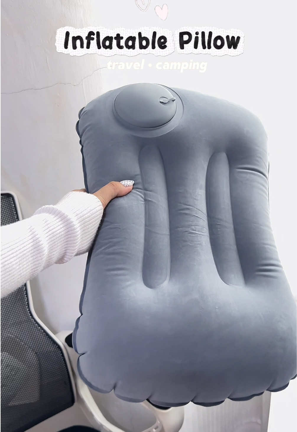 Inflatable Pillow for travel or camping #inflatablepillow #pillowforcamping #inflatablepillowoutdoor #pillowfortravel #foldablepillow 