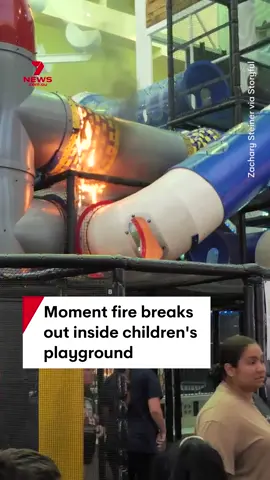 Video has captured the moment a fire broke out in a shopping centre playground in Fort Worth, Texas on July 24. According to a bystander, a child had lit the netting on fire, which spread into a tunnel within the playground. Video captured by Zachary Steiner told Storyful, 