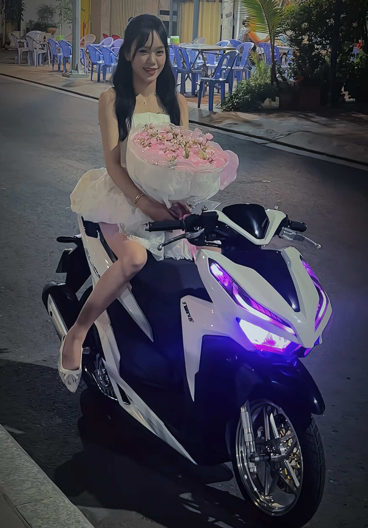 Bé đáng yêu hông❤️😳✨📸#xuhuong #xuhuongtiktok #fyp #variođộkiểng #TrungNguyên 