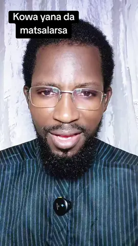 Ka tashi ka nemi kudi abokina. 