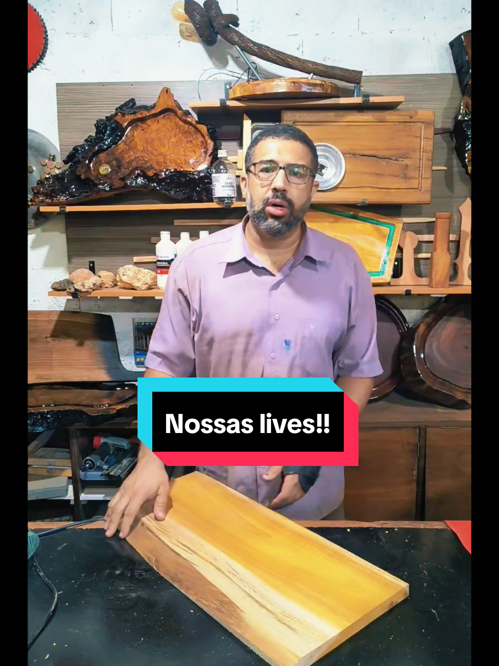 São peças colo essas, que eu ensino nas minhas lives, e depois coloco para venda por preços justos. Não perca a próxima live e faça seu orçamento para tábuas de corte de inúmeros modelos , até com personalização a laser. #Madeira #tabuasdecorte #churrasco 