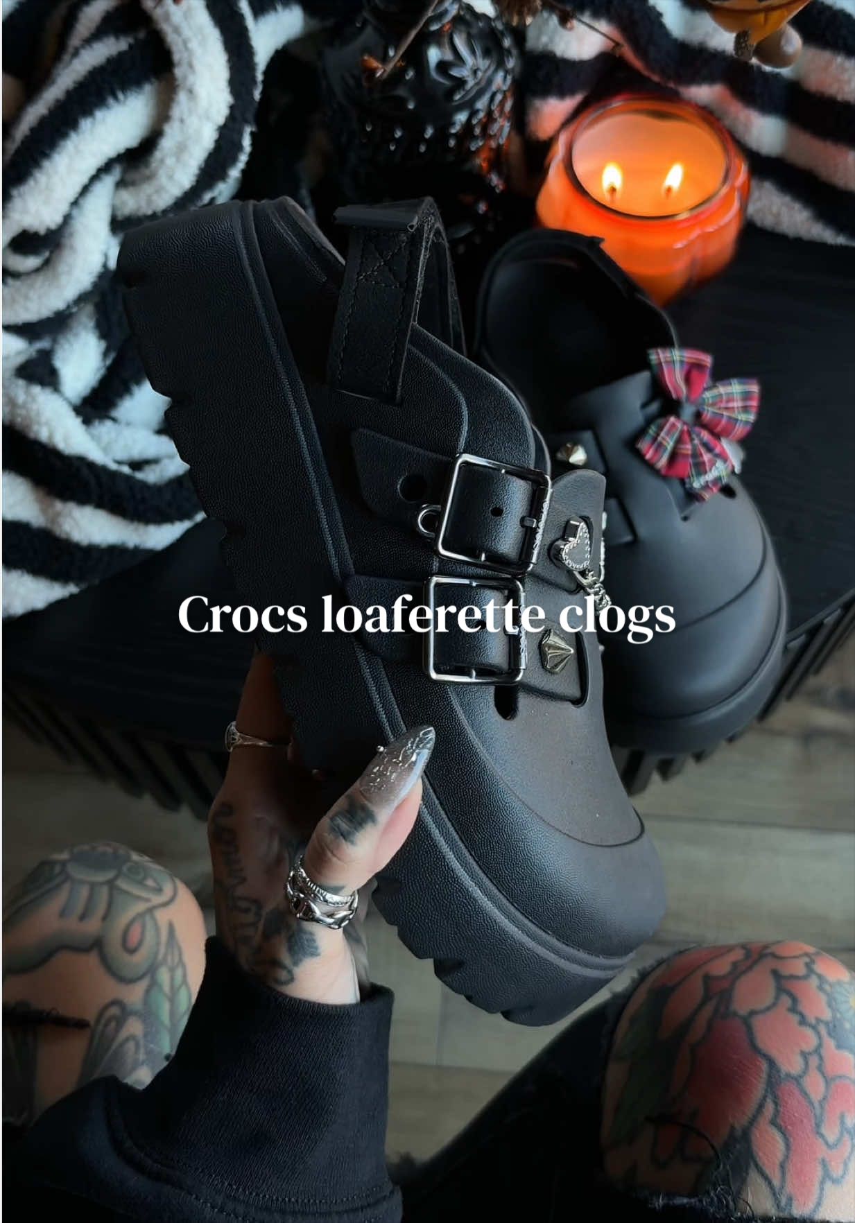 @Crocs #crocs #crocsnewarrivals #crocsclogs #altoutfits #altmom 