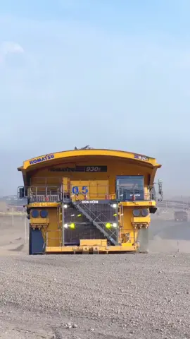 BIG DIGGER KOMATSU HD 930E #bigdiggerhd #komatsu930e #storytambang #fyp 