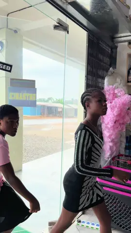 You vex.?🤣🤣🤣💔@Toomuchguyguy @Ama🇬🇭🔑💝 Yeboah❤️ 