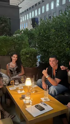 Ronaldo with his family #foryourpage #fyp #cristianoronaldo #cr7 #ronaldofans 