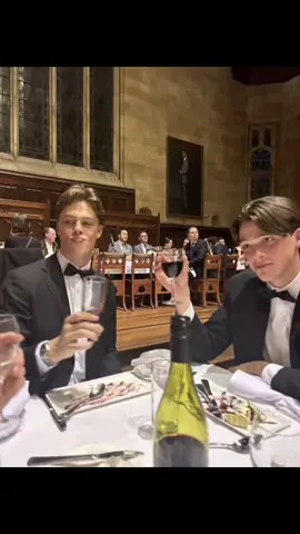 #london #superrichkids #oxford #Lifestyle #privateschool 
