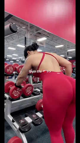 🔥😉  #ejercicio #gymgirl #paratitiktok #fyppp #crunchfittness 