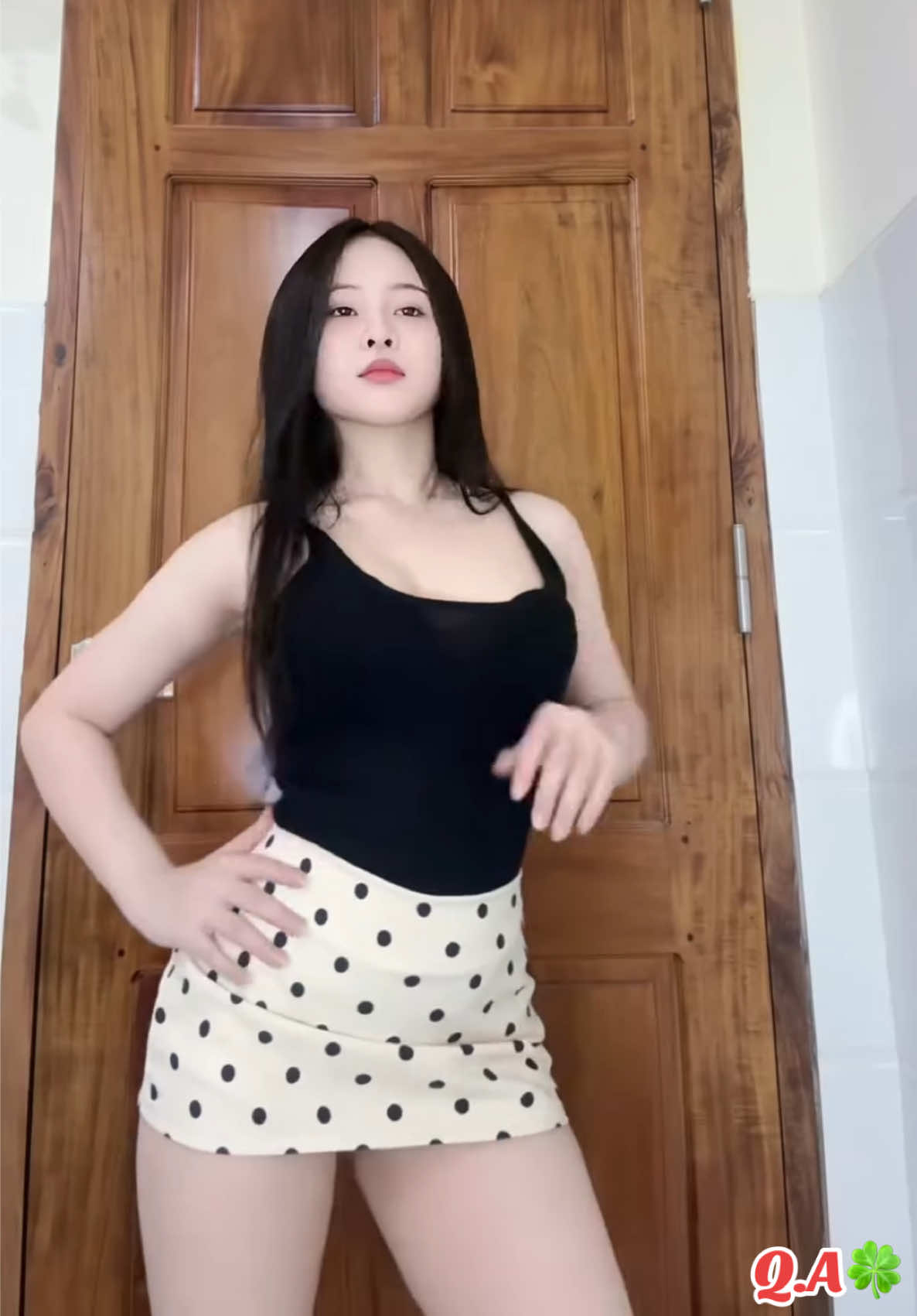 Nhảy TikTok🥰🤭😎#viral #xuhuong #thinhhanh #gaixinh #nhaytiktok  @Ｑ𝐔ỳⓝн 𝐚ᑎ𝓗 ᵛᶰシᴾᴿᴼシ🍀  @Ｑ𝐔ỳⓝн 𝐚ᑎ𝓗 ᵛᶰシᴾᴿᴼシ🍀  @Ｑ𝐔ỳⓝн 𝐚ᑎ𝓗 ᵛᶰシᴾᴿᴼシ🍀 