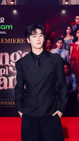 Vibe di BUNGA DI TEPI JURANG emang beda🥵❤️‍🔥 Sedang Tayang! Nonton series ini di iQIYI atau Max Stream   #BungaDiTepiJurang #DangerousRose #moslhong #iqiyi #fyp 