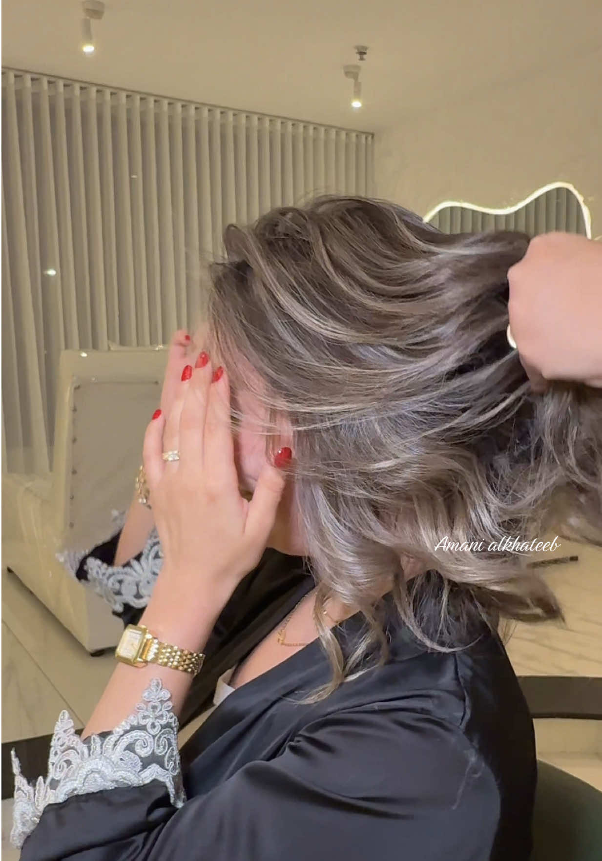 احب لما تيجي عندي بنوته اول مرا تطلب لون ويطلع لها احلى ماشاءالله فما تصدق انه نفس اللي طلبته الحمدلله    شكرا لكم لكلامكم الحلو عني احبكم بنات 🤍🤍  . . . .#اماني_الخطيب #بلوند #بيج #viral #highlightsシ゚ 