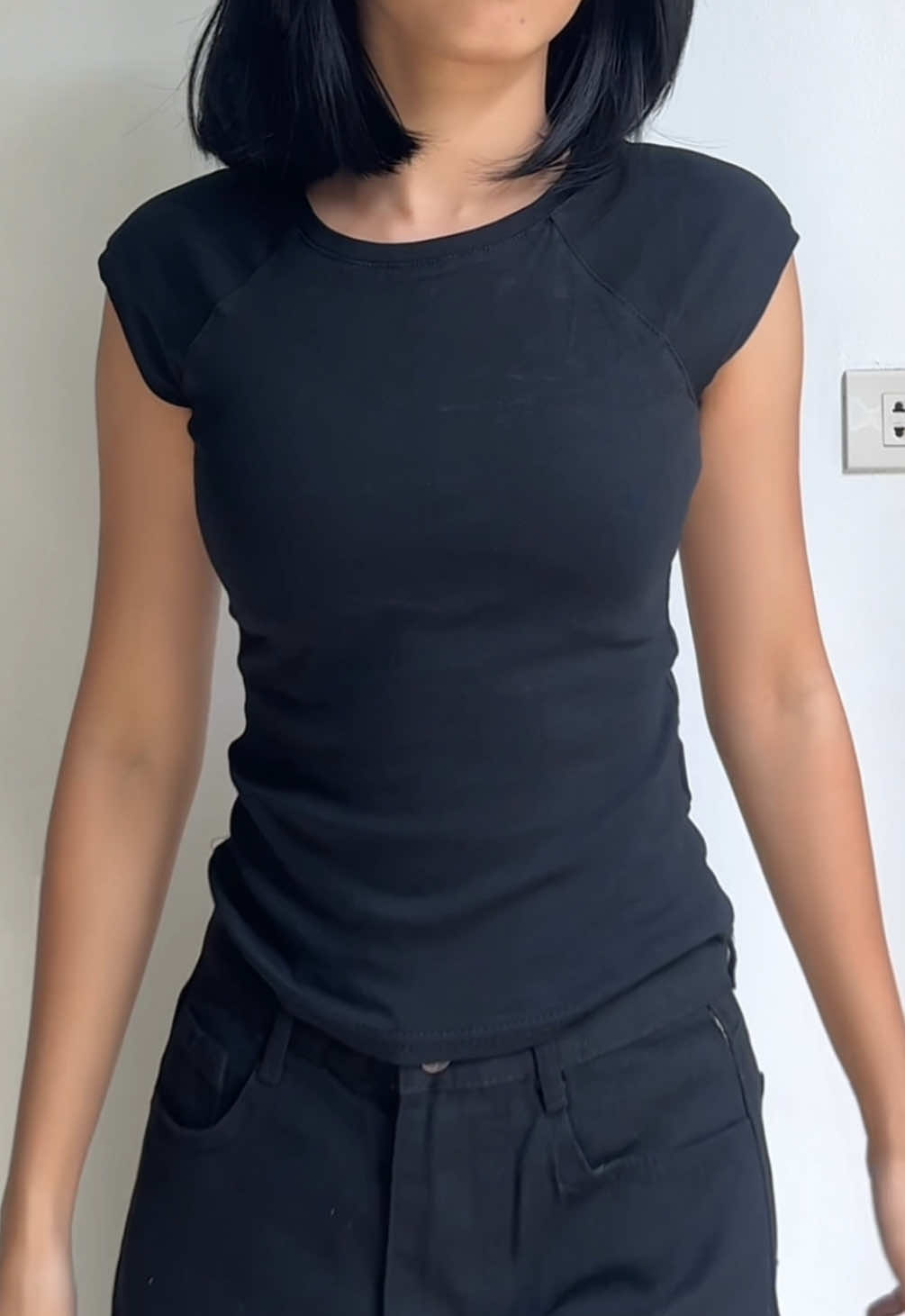 black on black!🖤 #basictop #fyp