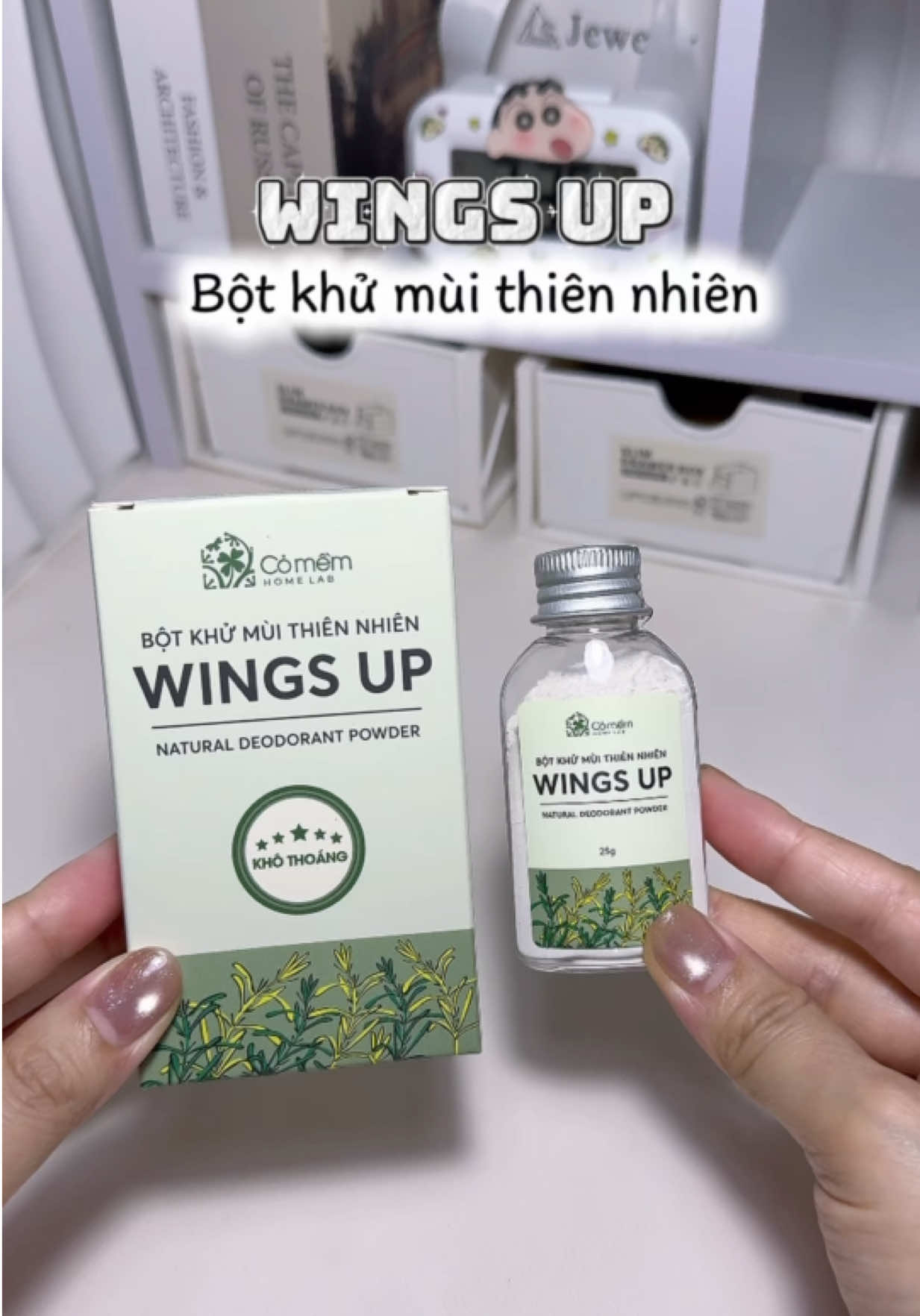 Chân ái cho mí bà mún ngăn mùi cơ thể mà ngại để người khác biết mình sử dụng. Em này không mùi, nhỏ gọn, tiện mang đi nè #khumuiwingsup #hoinach #hoichan #botkhumui#hoptaccungwingsup