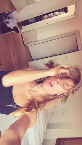 i actually do not know the words at all just here for the sounds