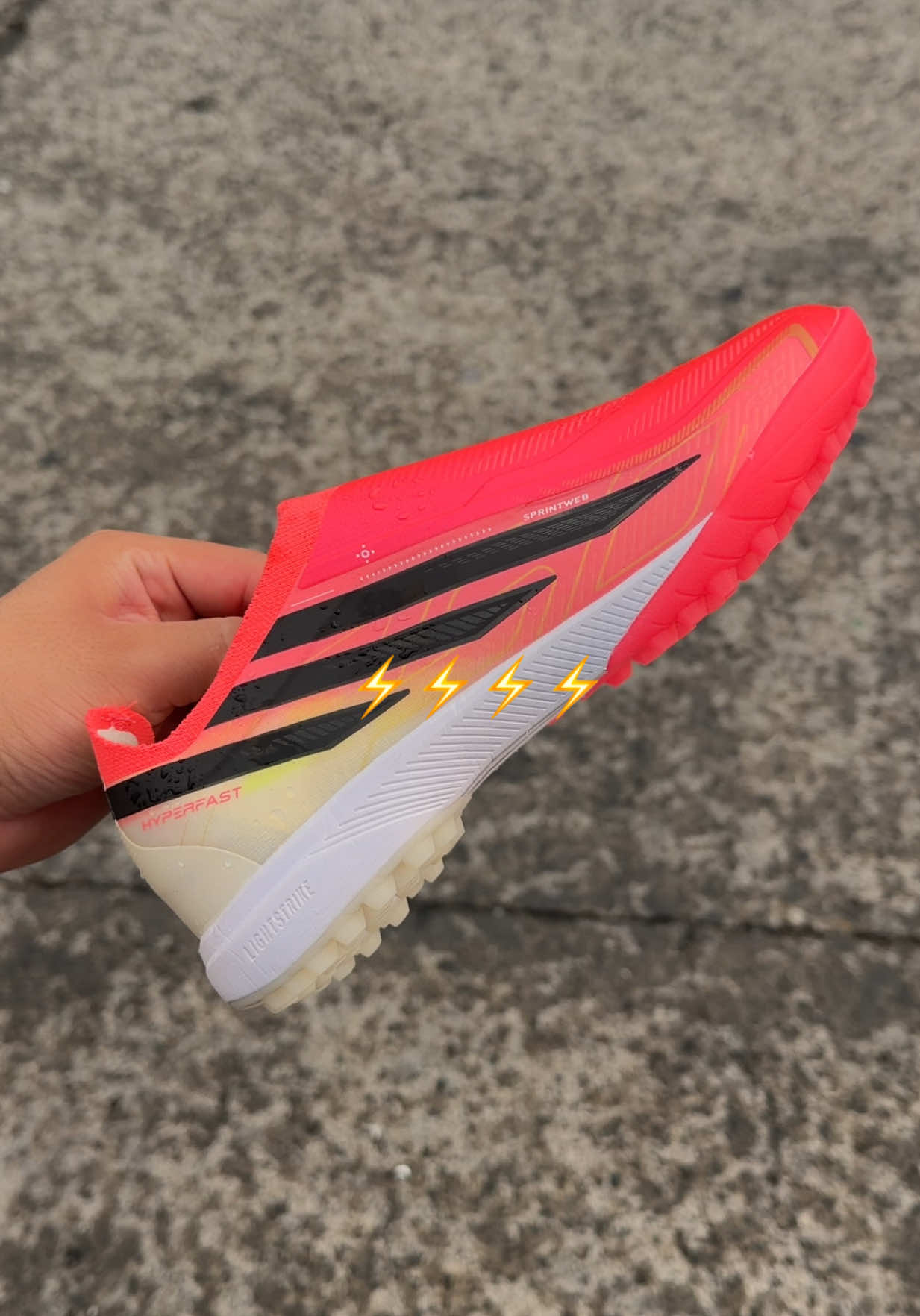 Bueno pues ya tenemos Hyperfast para sintética tallas 👉🏽 37 a la 43 pilas puesssss 😤😤 #fyp #viral #adidasfootball #f50 #adidas 