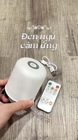 Đèn ngủ cảm ứng quá tiện nha #denngu #denngucamung #denngutienloi #dennguchobe #miinridiu 