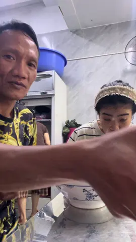 SÁNG 2 VCK ĂN PHỞ CƠM NGUỘI #giaodendoithuong #thanhxu91 