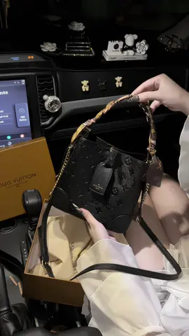 Cái màu iu thích của chị em cập bếnnnn 😍😍