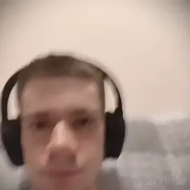 спел песню группа грибы тает лед