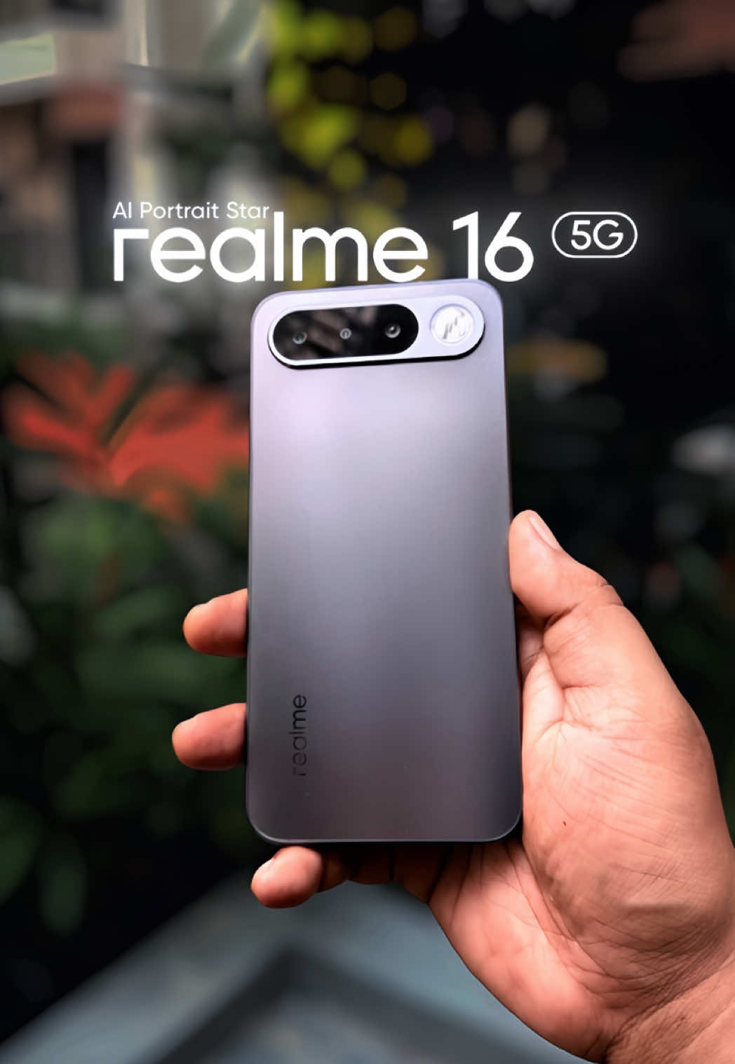 Finally got my hands on the realme 16 5G 👀 Battery 7000mAh, smooth 120Hz AMOLED display, and useful AI features for everyday use. Check out my full review! 🔥 #realme #realmeMY #realme165g 