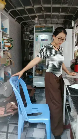 đứng từ sáng tới giờ rồi, khách qua e đi 😄 #vairal #nguoimoixaykenh #xuhuongtiktok #hanhanhcoffee #boloc24hxaykenhtiktok 
