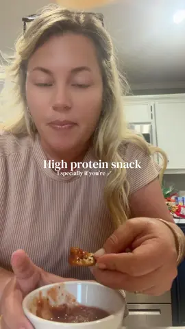 #protein #proteinsnack #proteinsnacks #proteinpretzels #chipsandsalsa 