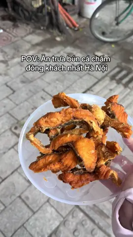 Có ai mê bún cá chấm nhưng phải là bún chan giống tui ko=))))) ăn thịt mãi lâu lâu đổi món ngon mồm quá điiii😋 #hanoifood #hanoiangi 