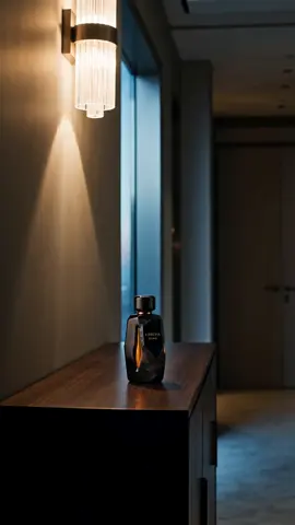 Larevia — AI luxury fragrance concept. Created with AI tools. #AI #AIVideo #AIArt #Runway #Luxury 