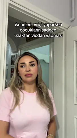 ellerinden sadece o gelir 
