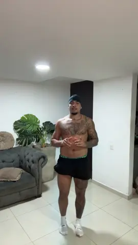 Vai com esquizofrenia 🤣