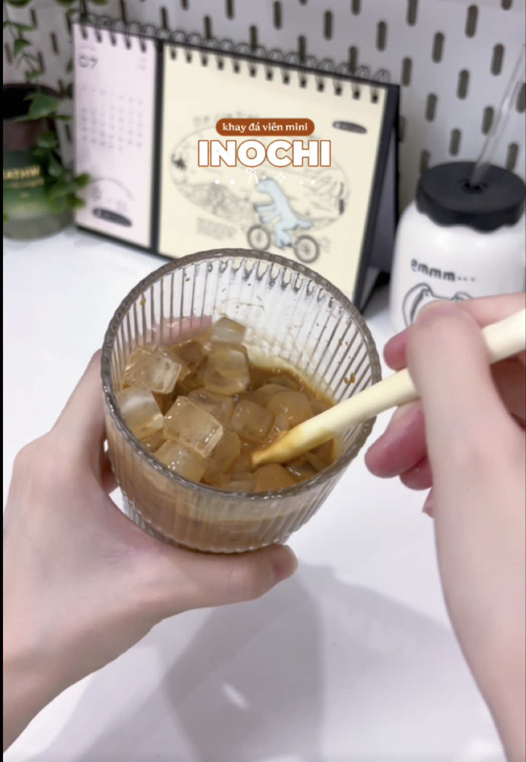 ê giờ có loại khay đá viên mini này luôn hả bây 😋🧊 #xuhuong #khayda #inochi #khaylamda #viral 