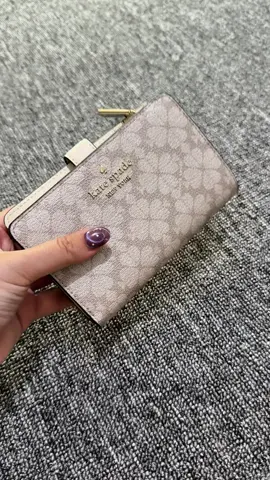 ready stock bifold wallet dark beige moon dust LIMITED PCS idr 950k onlyy
