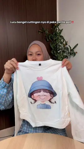 Cuttingan nya bikin gemea bun apalagi motifnya #kaosanakperempuan #kaosanaklenganpanjang #kaosanakcewek 
