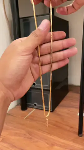Detail kecil yang bisa merubah keseluruhan penampilan ✨#kalungantikarat #kalungtitanium #kalung #kalungemas #kalungpria 