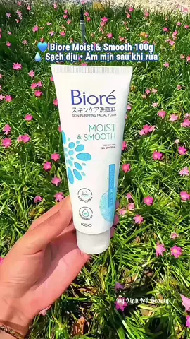 Rửa mặt sạch thôi chưa đủ, quan trọng là da vẫn phải mềm sau khi rửa.Biore Moist & Smooth với công nghệ thanh lọc da SPT từ Nhật Bản và 25% Glycerin giúp làm sạch bụi bẩn bã nhờn,đồng thời hỗ trợ duy trì độ ẩm tự nhiên,da sạch,ẩm mịn và dễ chịu sau mỗi lần sử dụng#Biore #chamsocdamat #skincare #suaruamat #muataitiktokshop 