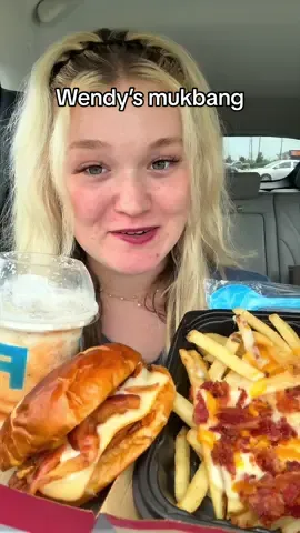 @Wendy’s NEW MENU ITEMS 😍🔥🧀 I actually lovedddd the bacon pub fries 🥹 I will say I liked this pub burger over culvers!!! I’ll be posting that one soon!  #fyp #asmrmukbang #wendys #crunchy #Foodie baconator frosty 