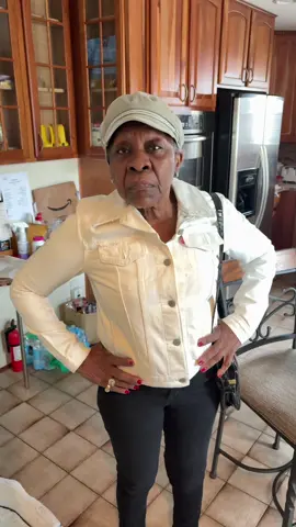 #karlon #granny #detroit #fyp #dementia 